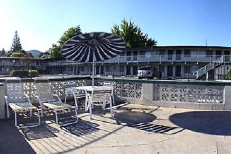 Economy Inn Ukiah Εξωτερικό φωτογραφία